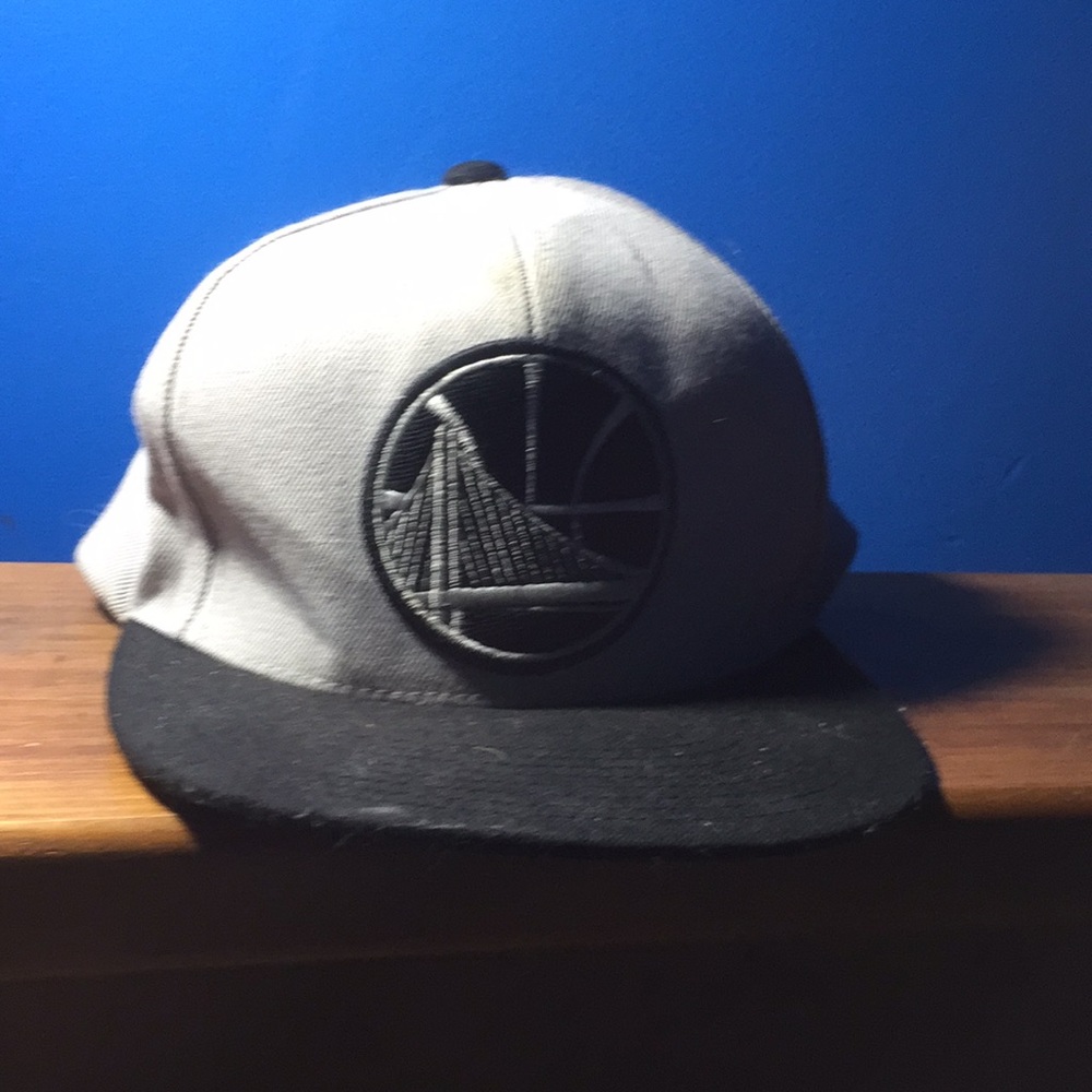 Golden state hat